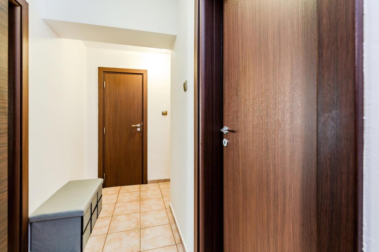 The Green Apartment - Free Parking София Экстерьер фото
