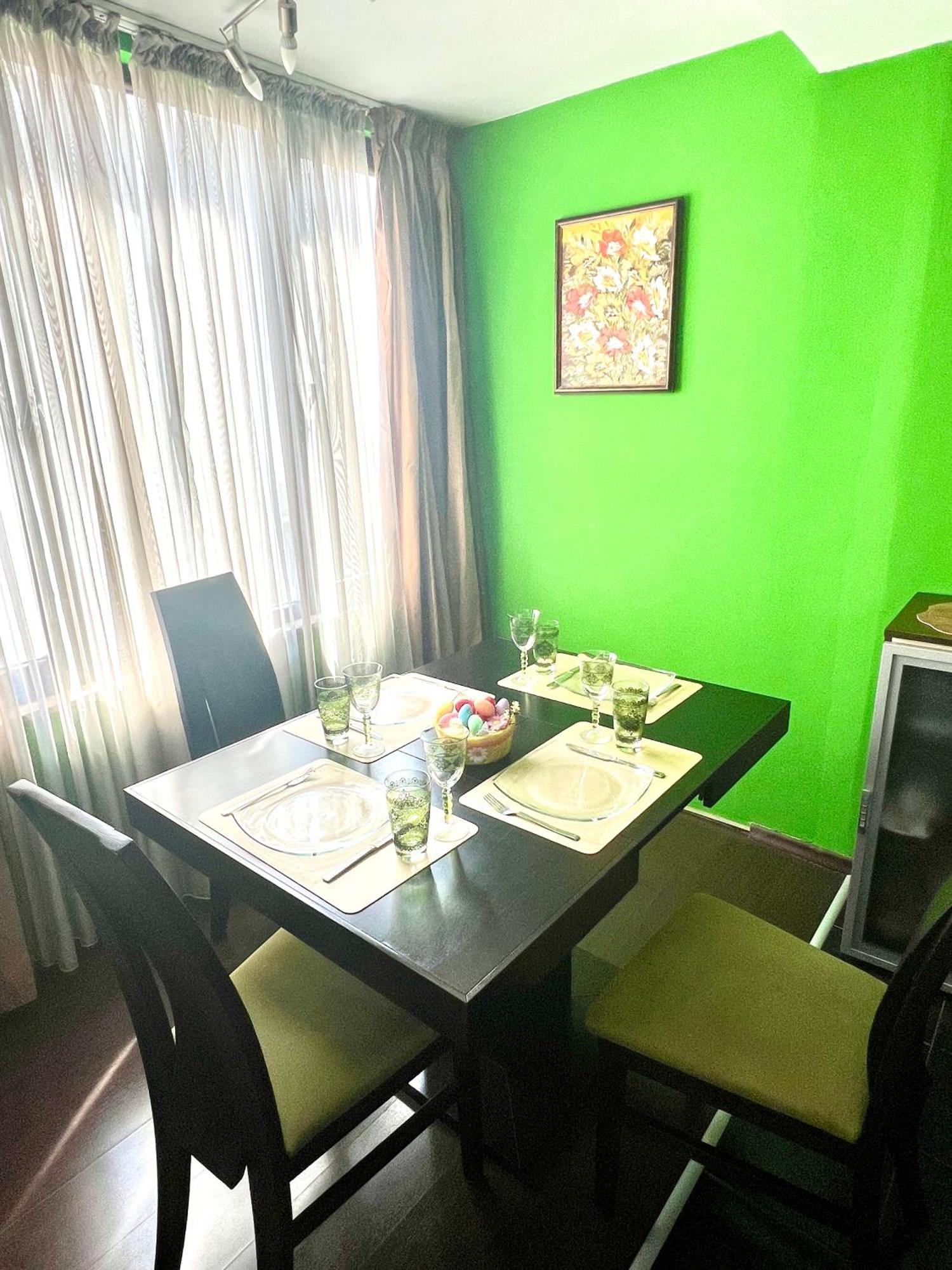 The Green Apartment - Free Parking София Экстерьер фото