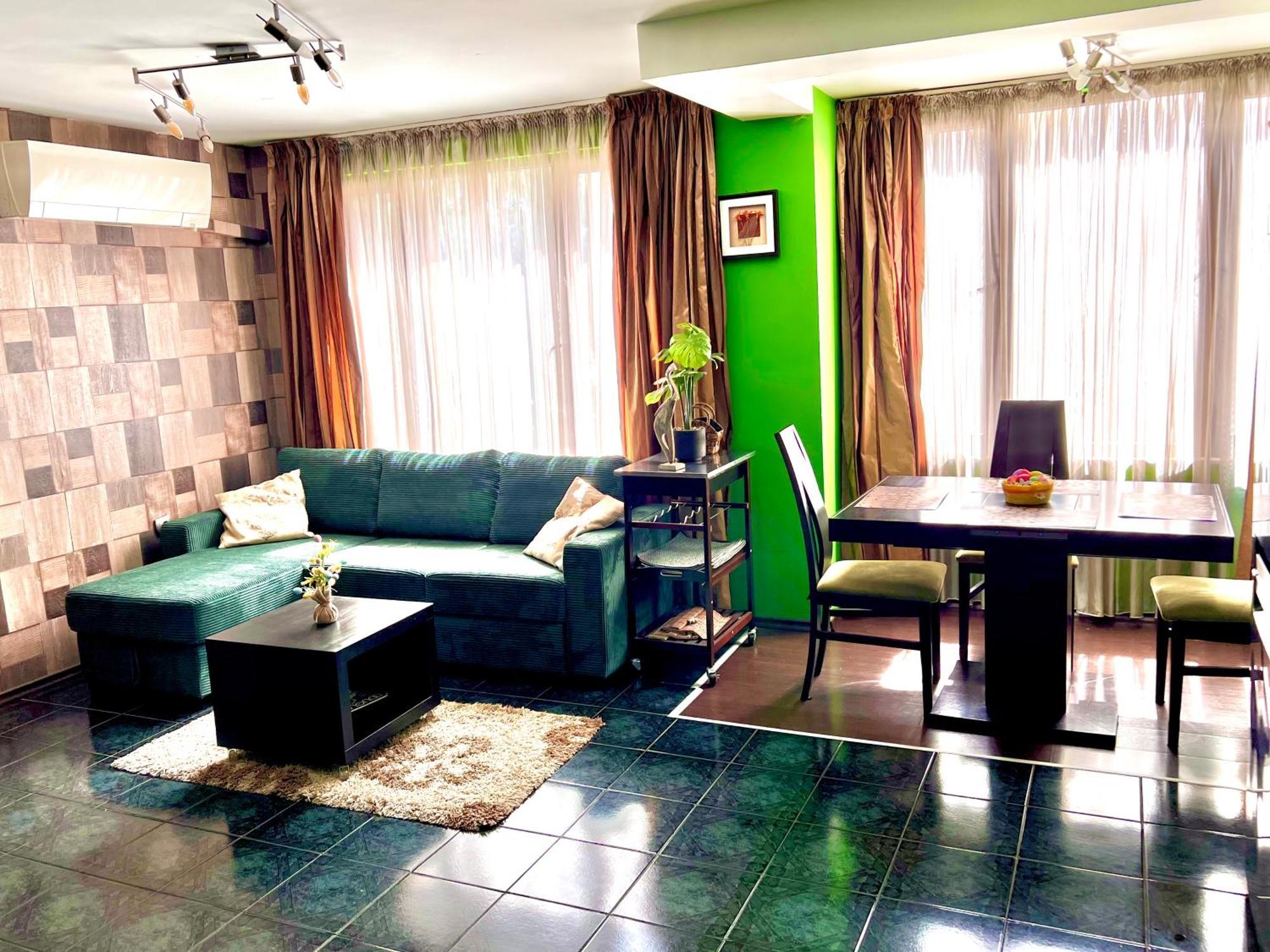 The Green Apartment - Free Parking София Экстерьер фото