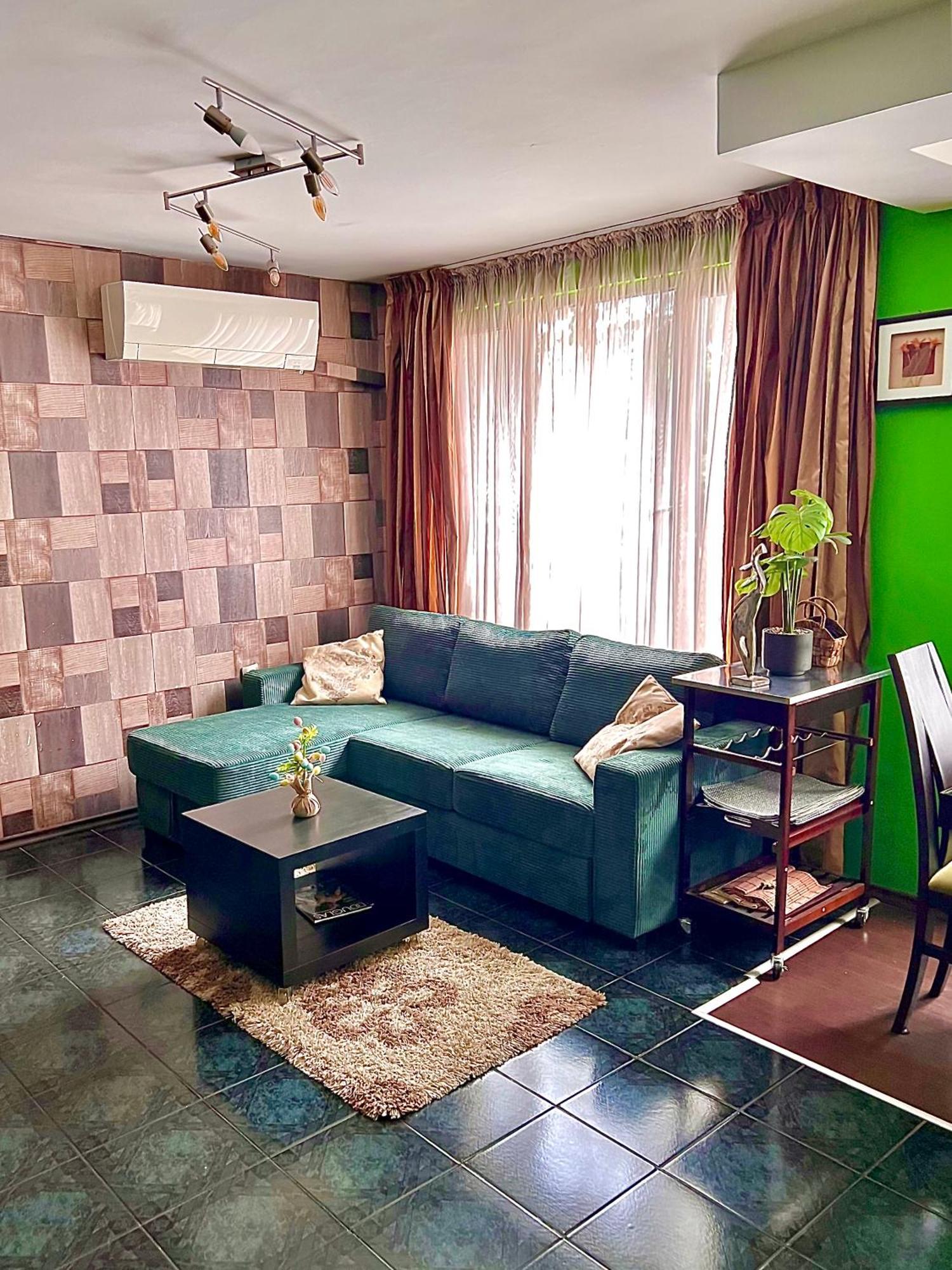 The Green Apartment - Free Parking София Экстерьер фото